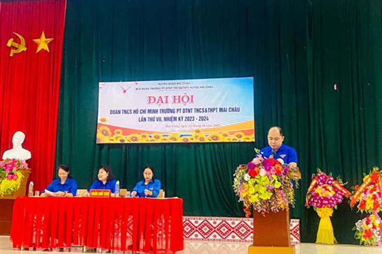Đồng chí: Hà Công Đạt - HUV Bí thư huyện đoàn dự chỉ đạo Đại Hội